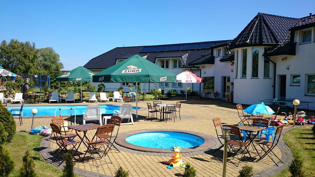 Brydar With Sauna, Swimming Pool And Jacuzzi Mielno  Exterior photo